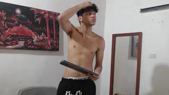 alice julls online show from November 23, 8:41 pm