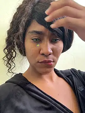 LuckyKhloe online show from September 26, 2:32 pm