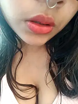 Hott Muskan online show from January 19, 11:25 am