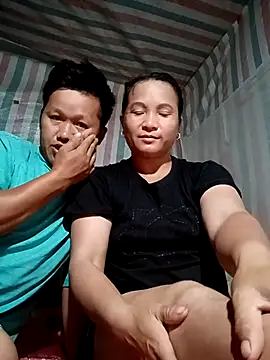 Snapshot of Love-Mama33 chatting on November 8, 10:37 am Love-Mama33 online show from November 8, 10:37 am