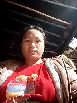 Snapshot of Love-Mama33 chatting on November 28, 11:13 am Love-Mama33 online show from November 28, 11:13 am