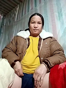 Snapshot of Love-Mama33 chatting on January 7, 12:46 am Love-Mama33 online show from January 7, 12:46 am