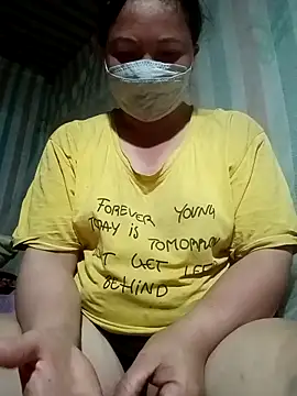 Love-Mama33 online show from February 27, 1:44 pm