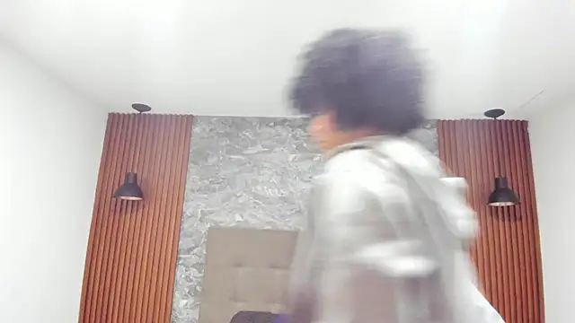 delaylacruz online show from October 18, 11:11 am