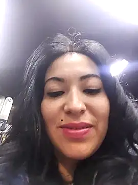 Snapshot of angelicroose2 chatting on October 4, 9:46 pm angelicroose2 online show from October 4, 9:46 pm