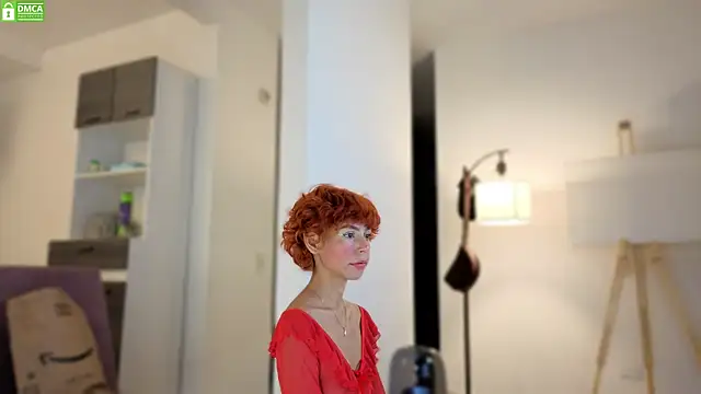 Snapshot of colette_e chatting on January 10, 5:31 am colette e online show from January 10, 5:31 am