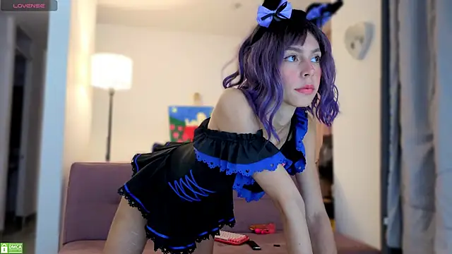 Snapshot of colette_e chatting on February 17, 3:47 am colette e online show from February 17, 3:47 am