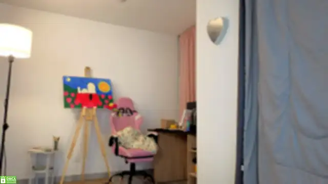 Snapshot of colette_e chatting on February 19, 4:41 am colette e online show from February 19, 4:41 am