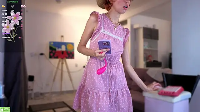 Snapshot of colette_e chatting on March 17, 7:12 am colette e online show from March 17, 7:12 am