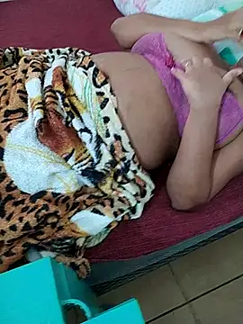 Snapshot of dea40 chatting on October 6, 12:35 pm dea40 online show from October 6, 12:35 pm