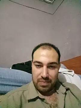 Aliii1657 online show from June 18, 11:09 pm