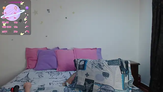 Snapshot of evangeline_lover chatting on October 18, 12:06 pm evangeline lover online show from October 18, 12:06 pm