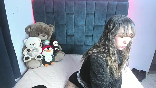 ValentinaKlean online show from February 19, 3:02 am