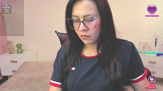Eva mermaid online show from May 7, 3:06 pm