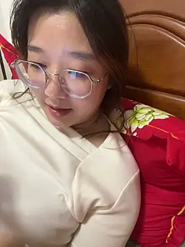 sisi-maiden online show from February 17, 12:34 pm