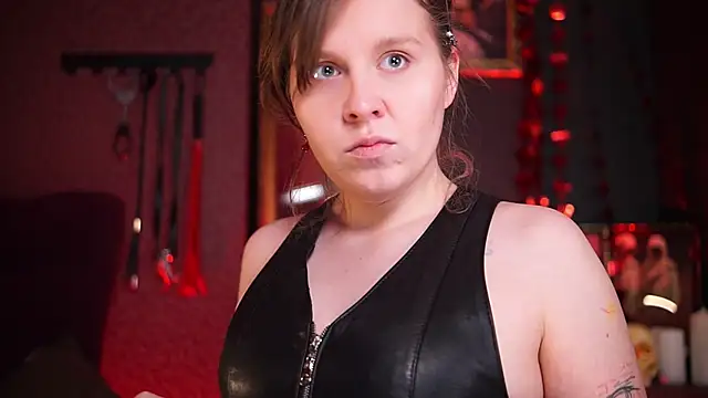 Snapshot of Sense_Of_Rosemary chatting on February 14, 5:59 am Sense Of Rosemary online show from February 14, 5:59 am