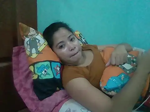 stunningprincesss online show from February 7, 10:52 am