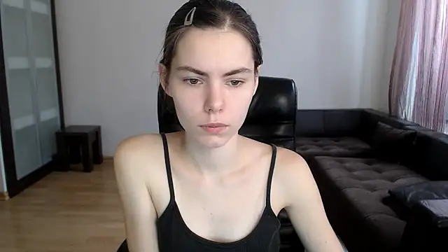 AmelieReve online show from October 12, 9:41 am