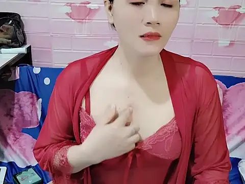 Snapshot of Miu_9117 chatting on October 1, 4:24 pm Miu 9117 online show from October 1, 4:24 pm