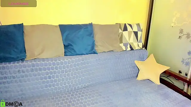 SelinLi online show from March 24, 9:14 am