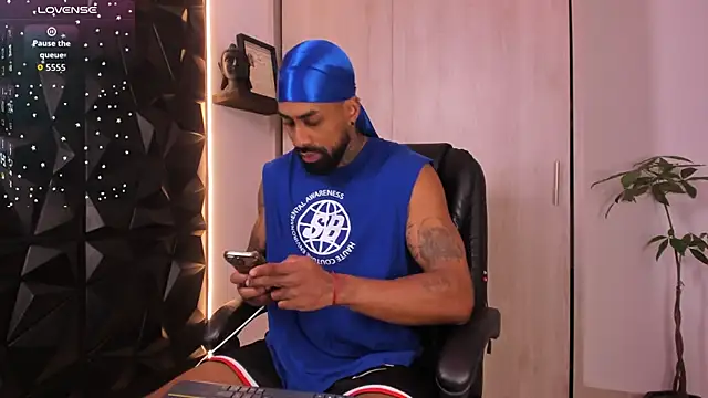 OstinDaniels online show from January 15, 8:12 pm