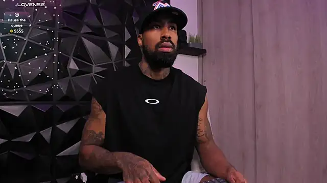 OstinDaniels online show from May 12, 11:24 pm