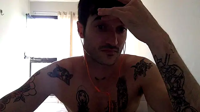 Snapshot of Fubinha chatting on September 22, 7:38 pm Fubinha online show from September 22, 7:38 pm