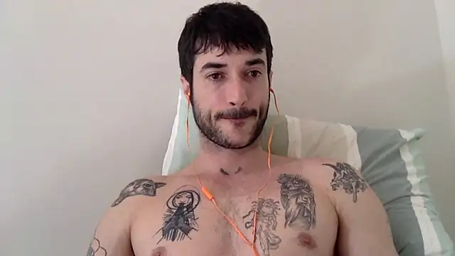 Snapshot of Fubinha chatting on October 7, 2:25 pm Fubinha online show from October 7, 2:25 pm