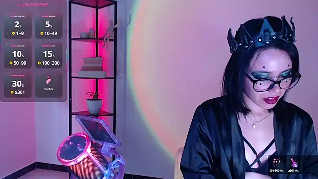 Snapshot of girldom chatting on September 11, 3:34 pm girldom online show from September 11, 3:34 pm