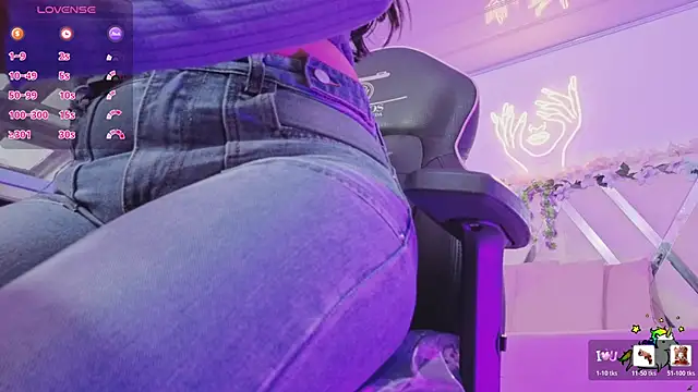 Snapshot of ZURY_TAY chatting on March 18, 11:46 am ZURY TAY online show from March 18, 11:46 am