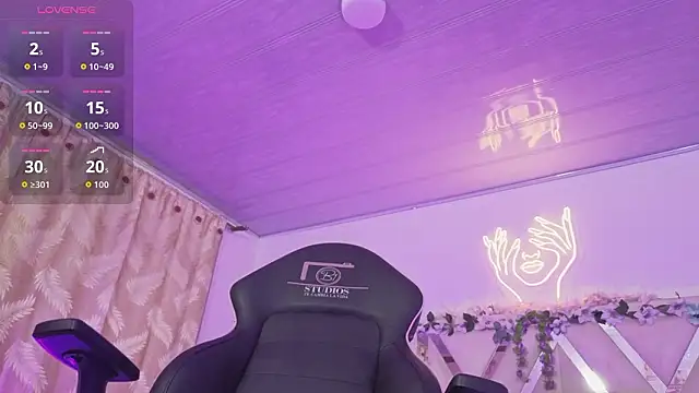 Snapshot of ZURY_TAY chatting on March 19, 11:47 am ZURY TAY online show from March 19, 11:47 am