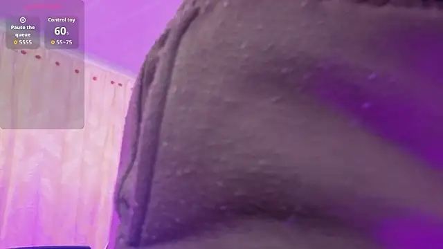 Snapshot of ZURY_TAY chatting on March 20, 11:48 am ZURY TAY online show from March 20, 11:48 am