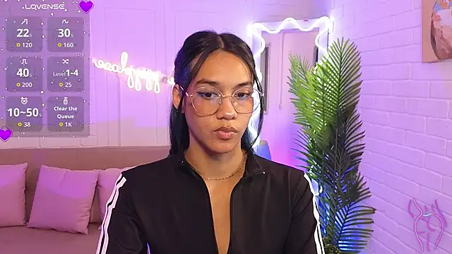 artemiss tay online show from October 13, 7:14 pm