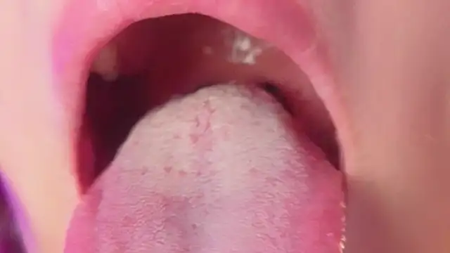 heiley moon online show from September 28, 12:10 pm