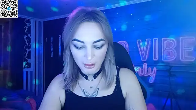 Blonde Temptation online show from October 22, 6:51 pm