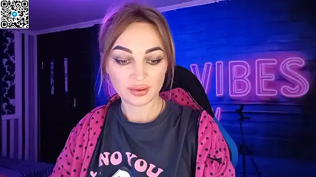 Blonde Temptation online show from October 29, 5:25 pm