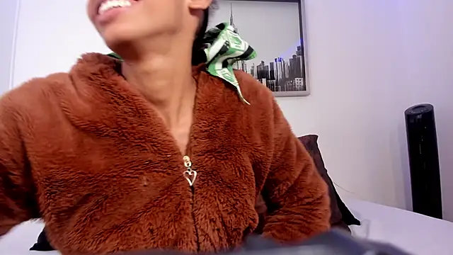 sarah ashbourne online show from November 11, 12:16 pm