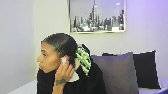 sarah ashbourne online show from February 11, 11:59 am