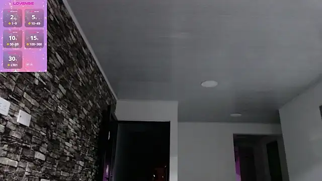 AnnyDuboiss online show from October 8, 5:49 am