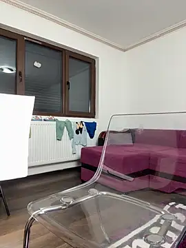 MiaKiittyy online show from November 5, 1:05 am