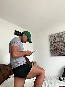 DeimonOficial online show from November 6, 9:05 pm