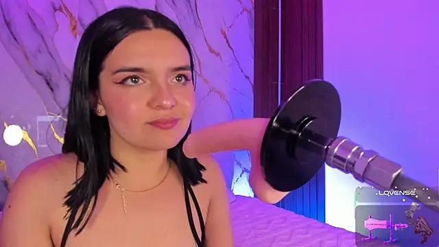 alicecute77 online show from January 11, 2:27 am