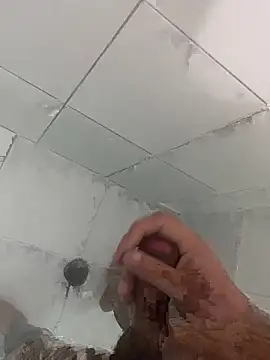 Snapshot of Silvaap9322 chatting on March 25, 9:59 am Silvaap9322 online show from March 25, 9:59 am