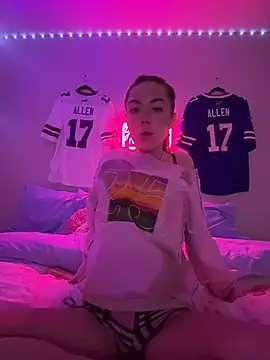 Snapshot of babygingerboo chatting on April 2, 6:44 am babygingerboo online show from April 2, 6:44 am