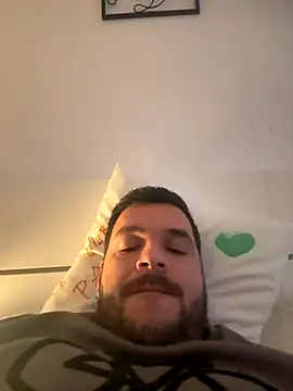 Snapshot of elvergon2023 chatting on October 1, 8:42 am elvergon2023 online show from October 1, 8:42 am