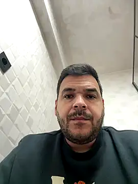 Snapshot of elvergon2023 chatting on October 3, 8:00 am elvergon2023 online show from October 3, 8:00 am