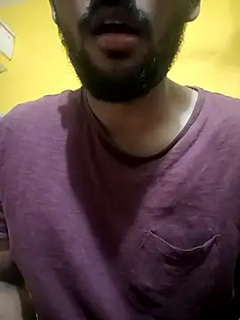 Snapshot of mayur_raaje chatting on May 7, 6:13 pm mayur raaje online show from May 7, 6:13 pm