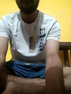 Snapshot of mayur_raaje chatting on May 8, 7:08 pm mayur raaje online show from May 8, 7:08 pm