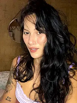 jepetitoiseau online show from September 22, 1:40 am