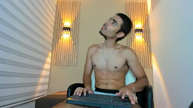 PETER CONORR online show from October 8, 3:48 am